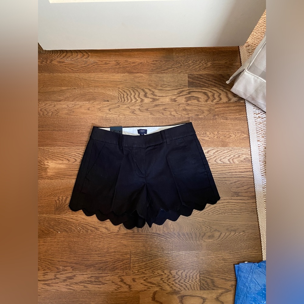 J. Crew Women’s Black Fabric Ruffled Shorts in Size 0 NWT